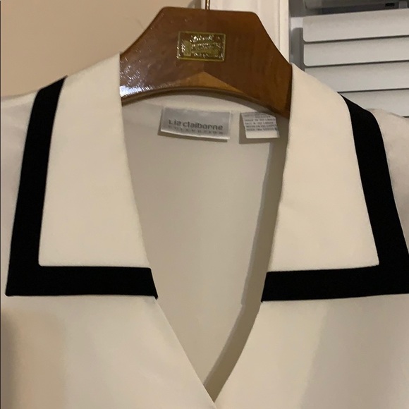 Short sleeve blouse size 10 Liz Claiborne - Picture 2 of 6